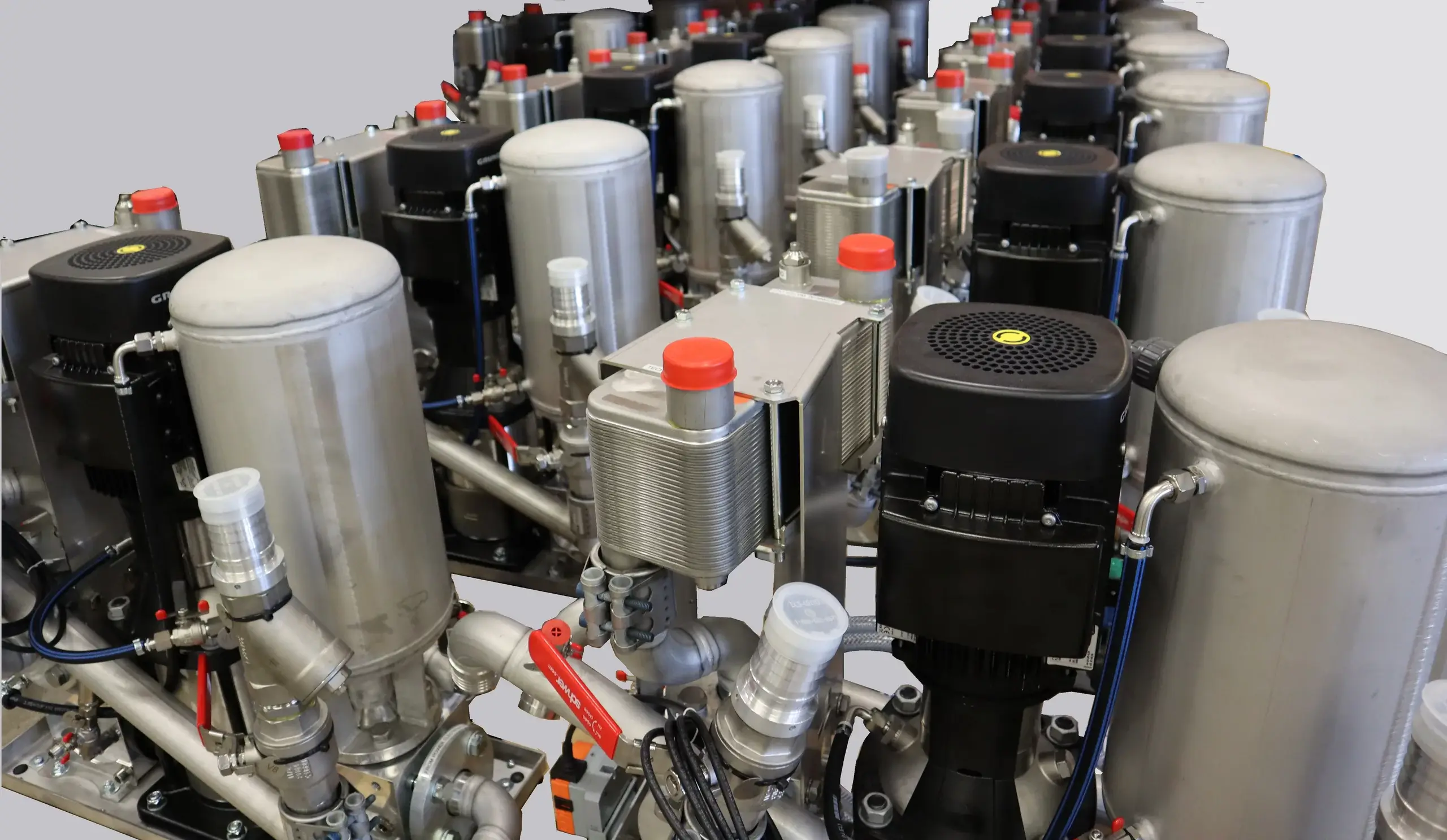 Line of small water cooling stations